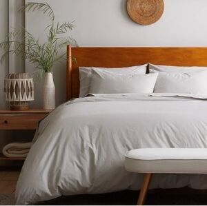 Quince Europen Linen Duvet Cover Set In Silver,  Queen Size, NEW